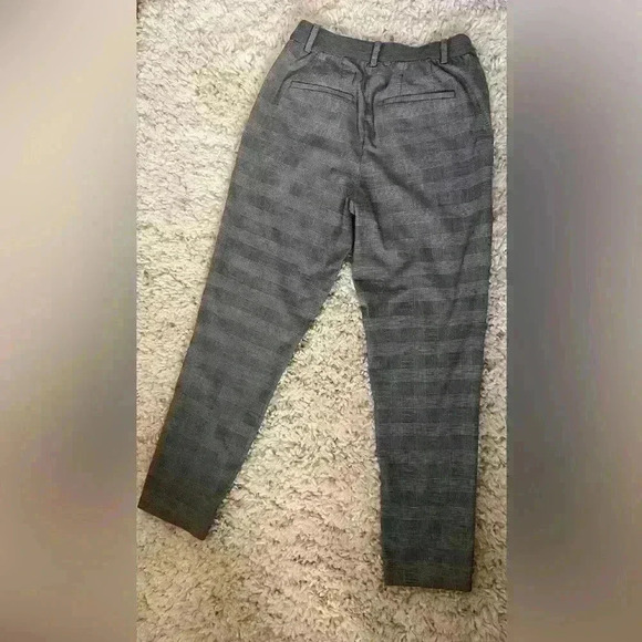 Uniqlo Gray Women’s Work Pants - Picture 8 of 10